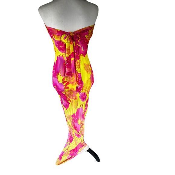 PrettyLittleThing Pink and Yellow Floral Bandeau Dress | EUC | 2 - Picture 5 of 8